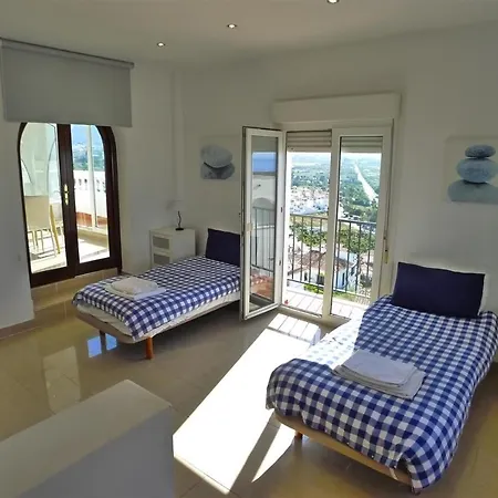 Villa Opp Beach Nerja, Costa Del Sol. Sleeps 12+ Nerja
